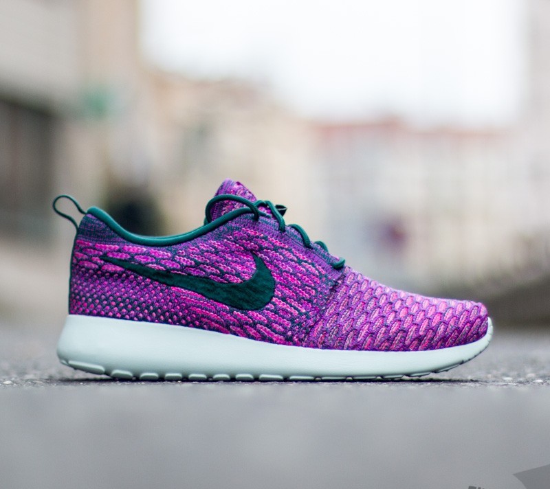 Nike wmns roshe one flyknit clearance