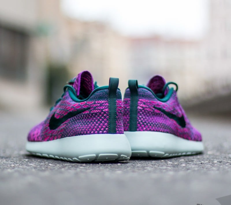 Nike roshe on sale run flyknit purpura