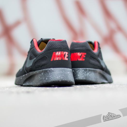 Men s shoes Nike Kaishi Winter Black Anthracite University Red Footshop
