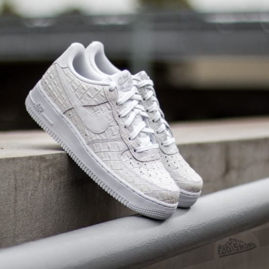 Nike air force 1 07 lv8 mujer discount