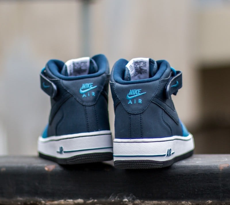 Chaussures et baskets femme Nike Air Force 1 Mid GS Obsidian Obsidian Brigade Blue White Footshop