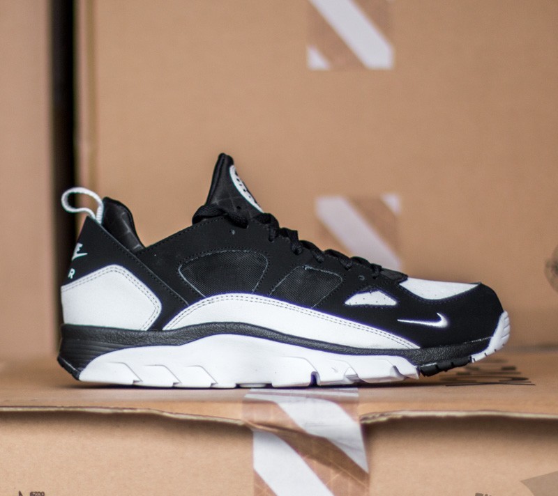 Nike men 2024 air trainer huarache