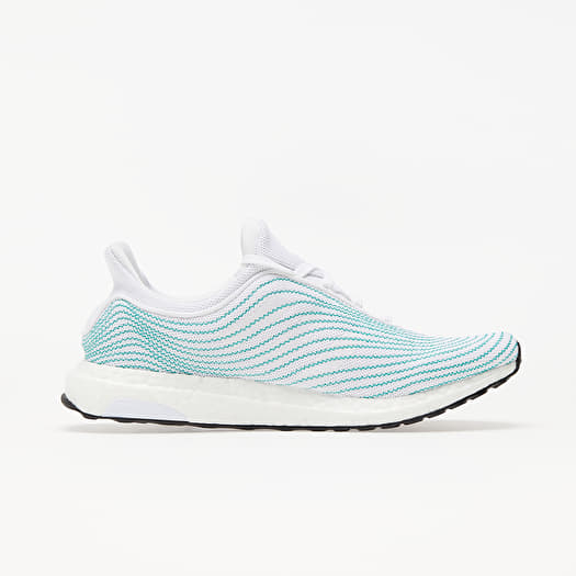 Ultra boost blue 2025 spirit