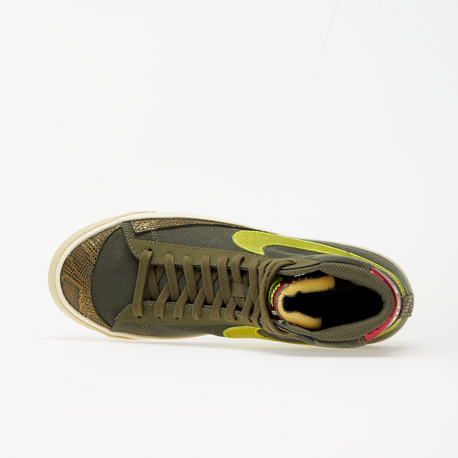 Women's shoes Nike Wmns Blazer Mid '77 Medium Olive/ Lemon Venom-Fossil