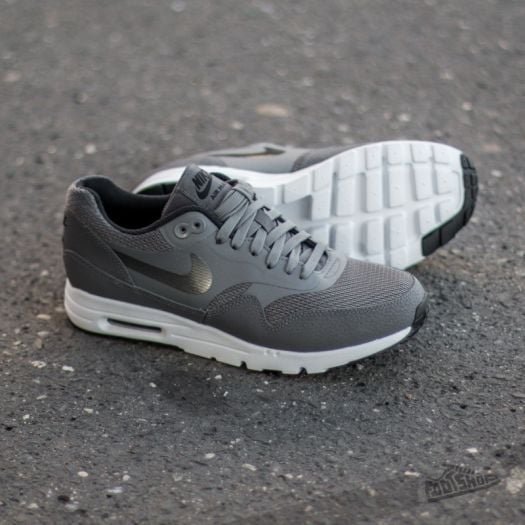 Nike air max 1 essential grey womens hotsell