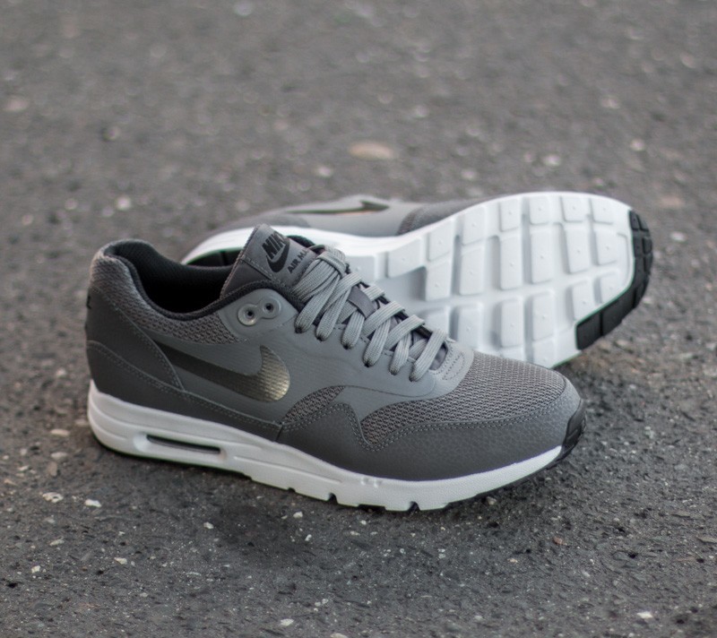 Женская обувь Nike W Air Max 1 Ultra Essentials Dark Grey/ Dark Grey- Black- Platinum