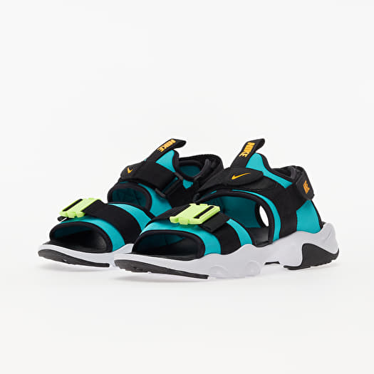 Nike canyon mujer deals