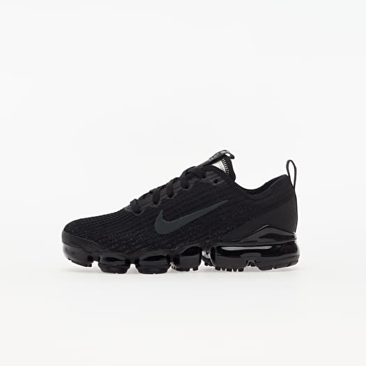 Kids sneakers and shoes Nike Air Vapormax Flyknit 3 GS Black