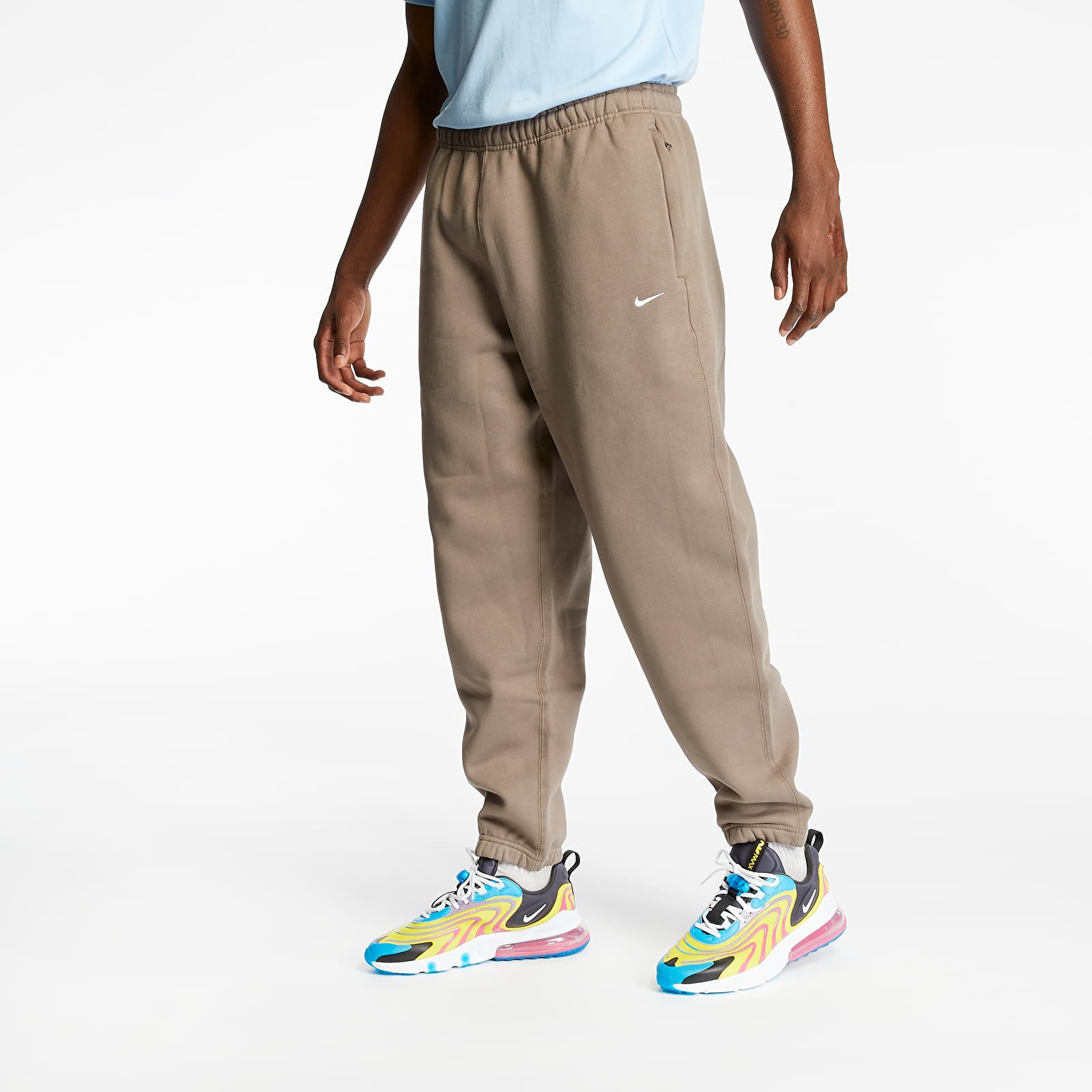 Nikelab trousers online