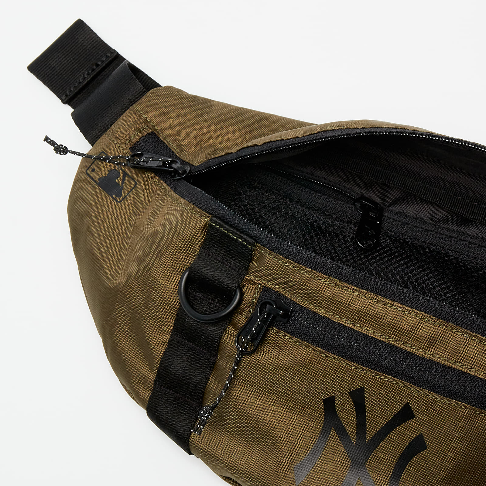 Ľadvinky New Era MLB New York Yankees Waist Bag Khaki