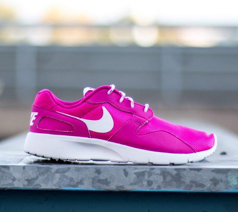 Nike kaishi on sale pink