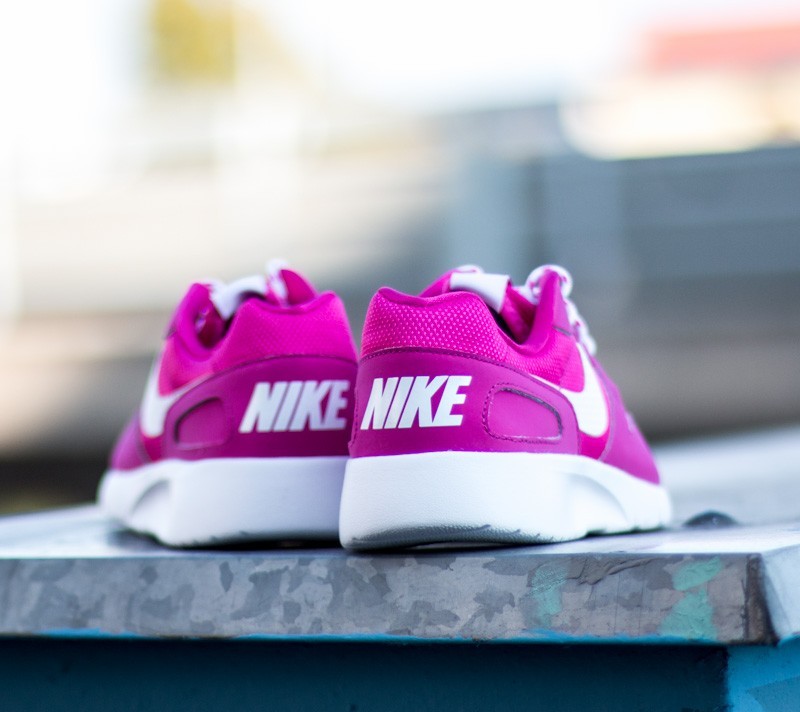 Women s shoes Nike Kaishi GS Hot Pink White Footshop