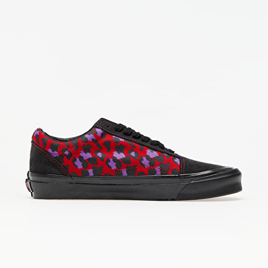 Vans on sale red rat