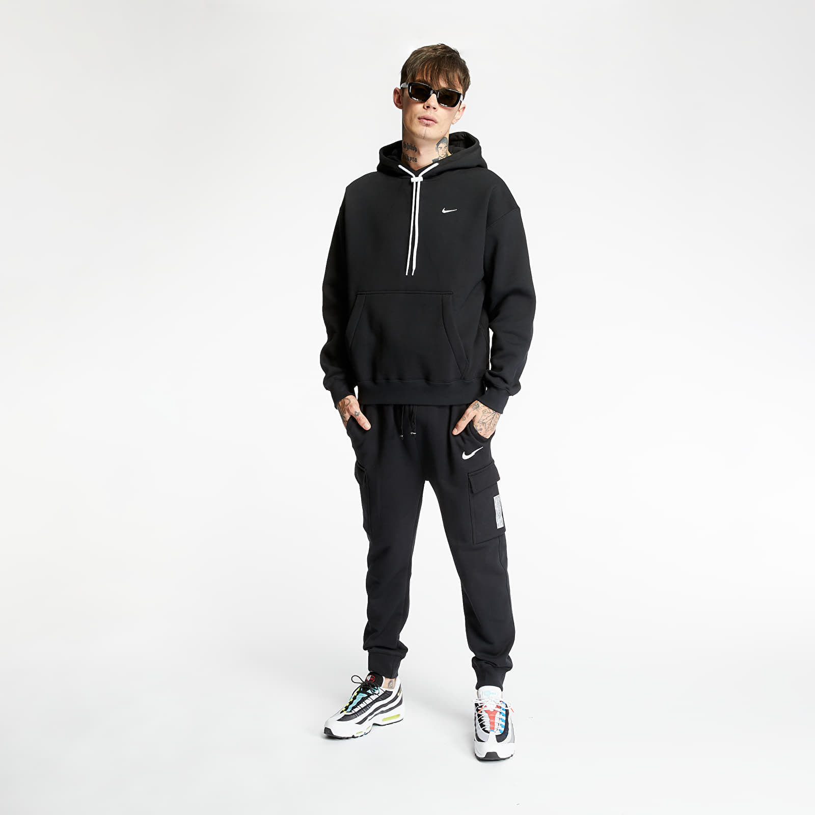 Hoodies en truien NikeLab Hoodie Black