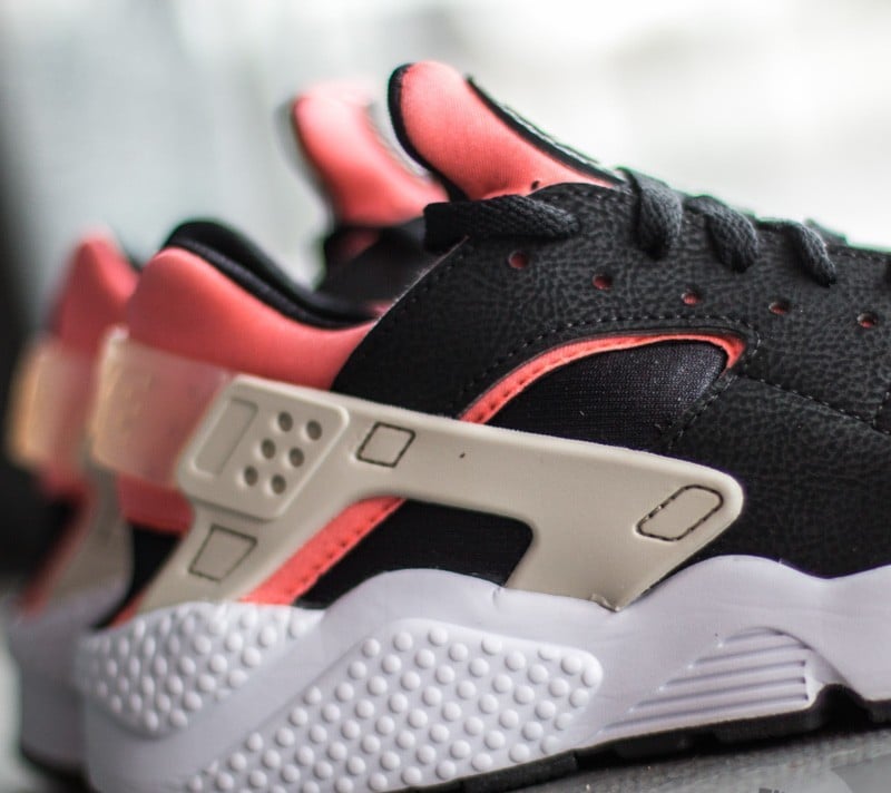 Huarache black hot lava clearance
