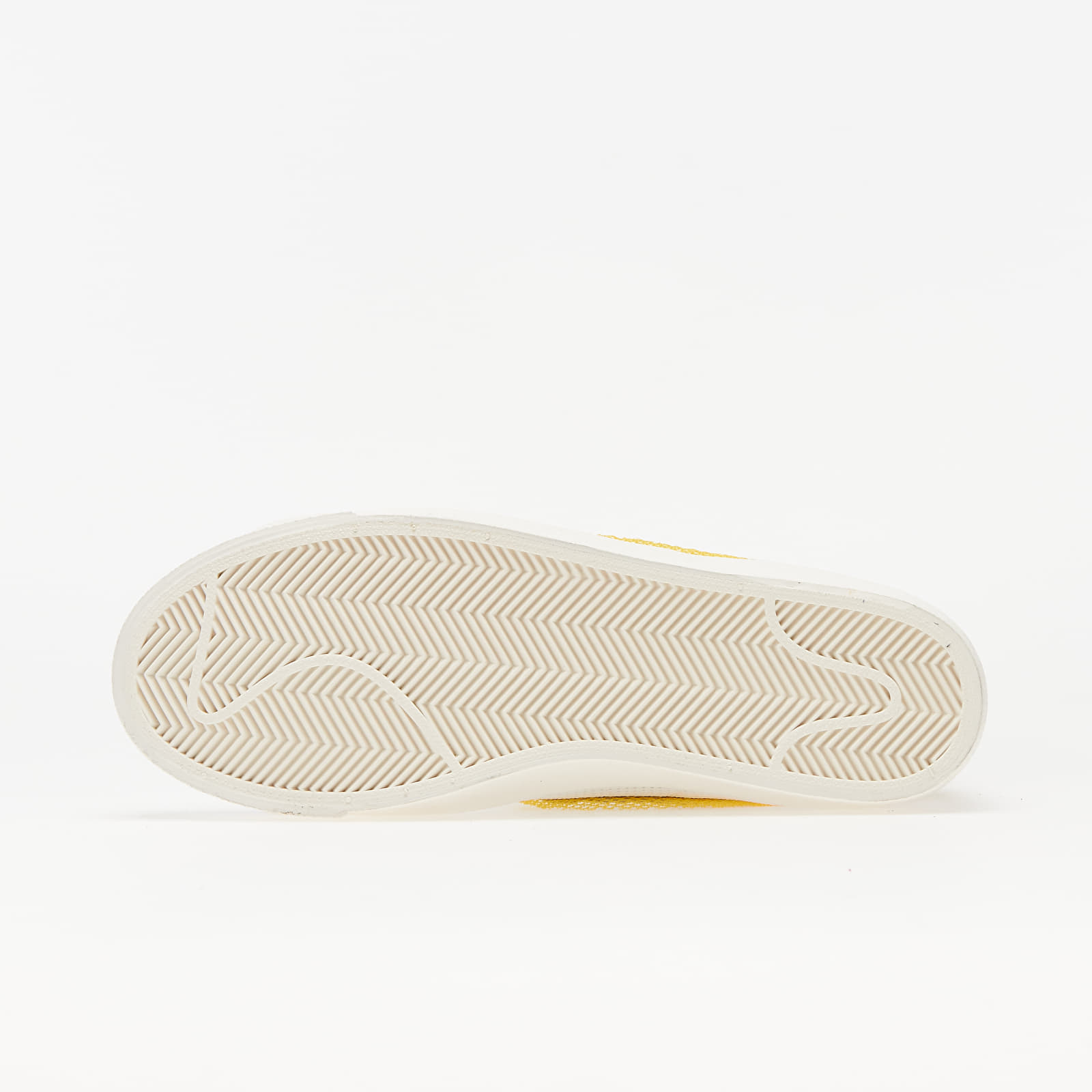 Damen Sneaker und Schuhe Nike Blazer Mid Vintage '77 White/ Metallic Silver-University Gold