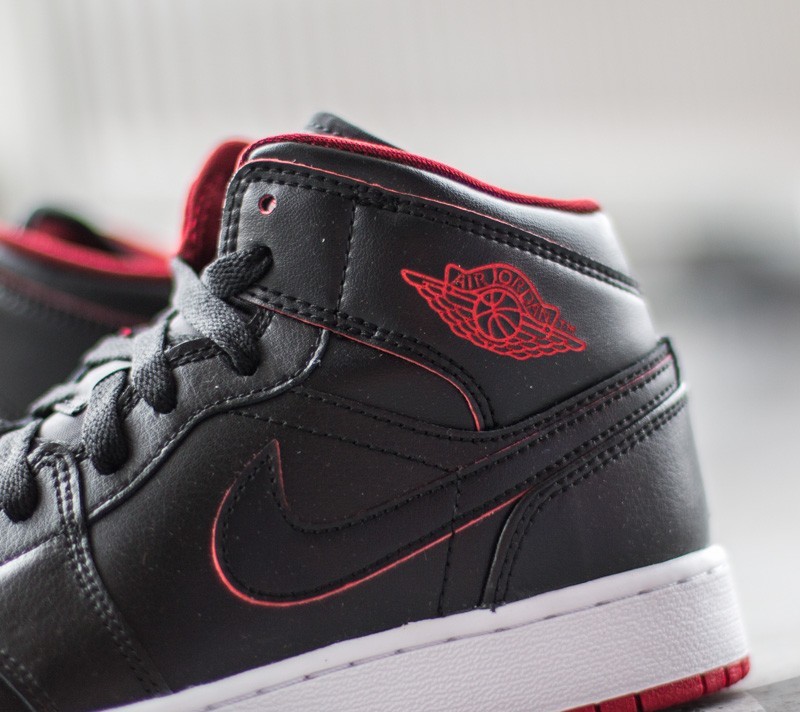 Dámské tenisky a boty Air Jordan 1 Mid (BG) Black/ Black-White-Gym Red
