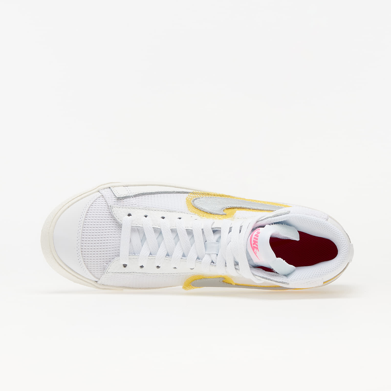 Damen Sneaker und Schuhe Nike Blazer Mid Vintage '77 White/ Metallic Silver-University Gold