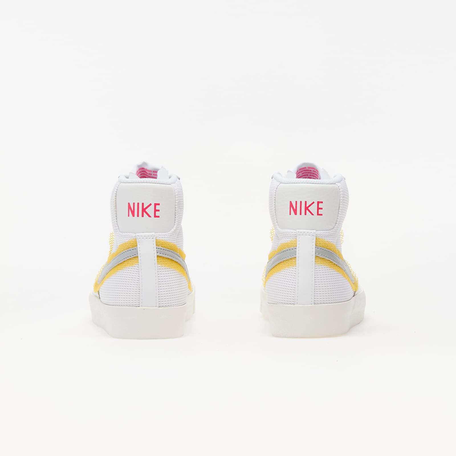 Damen Sneaker und Schuhe Nike Blazer Mid Vintage '77 White/ Metallic Silver-University Gold