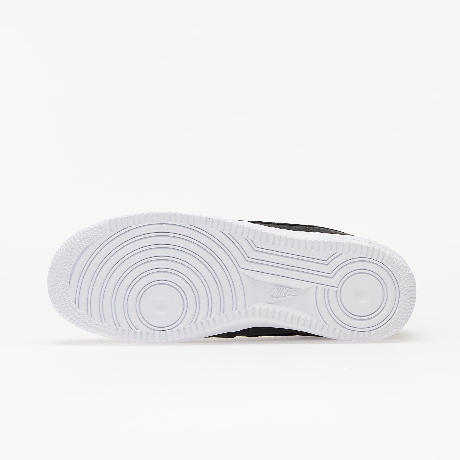 Férfi cipők Nike Air Force 1 '07 Craft Black/ Black-White-Vast Grey