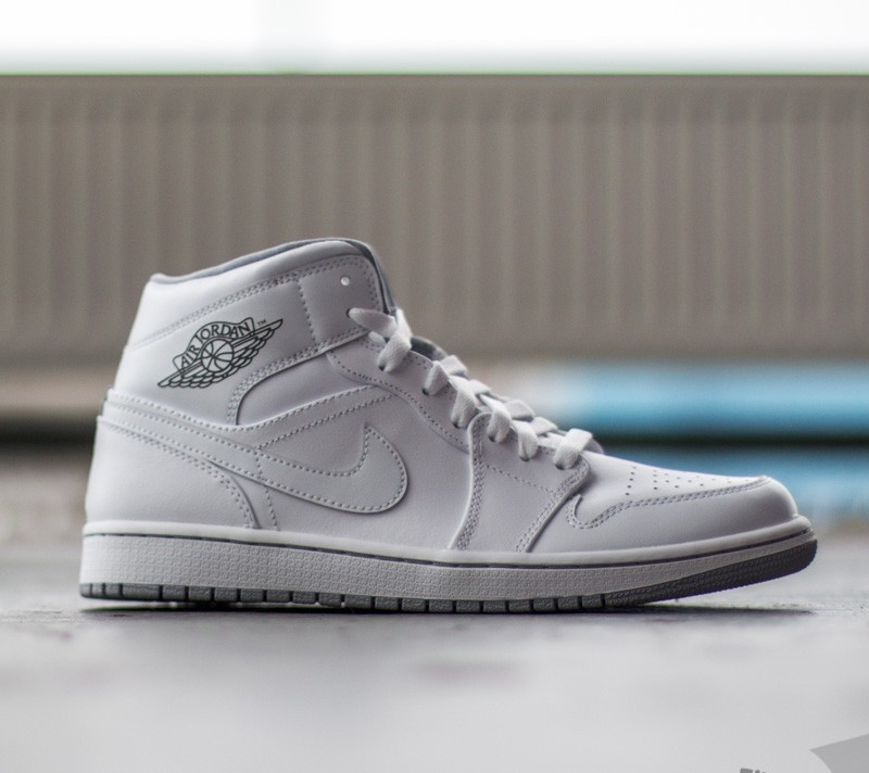 Men s shoes Air Jordan 1 Mid White White Wolf Grey Footshop