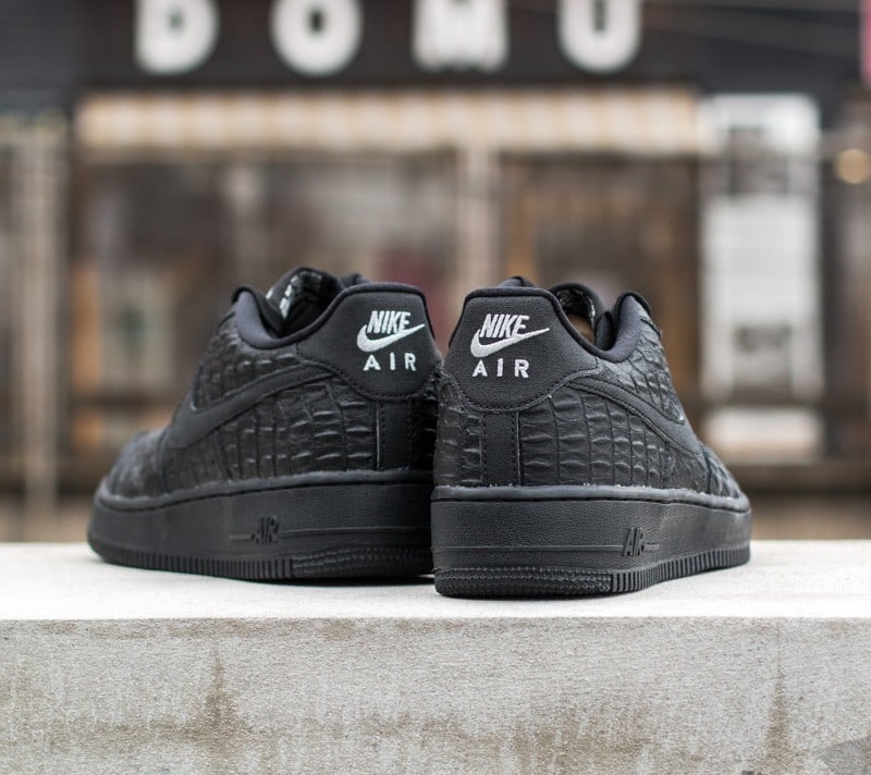 Nike air force 1 lv8 low black damen best sale