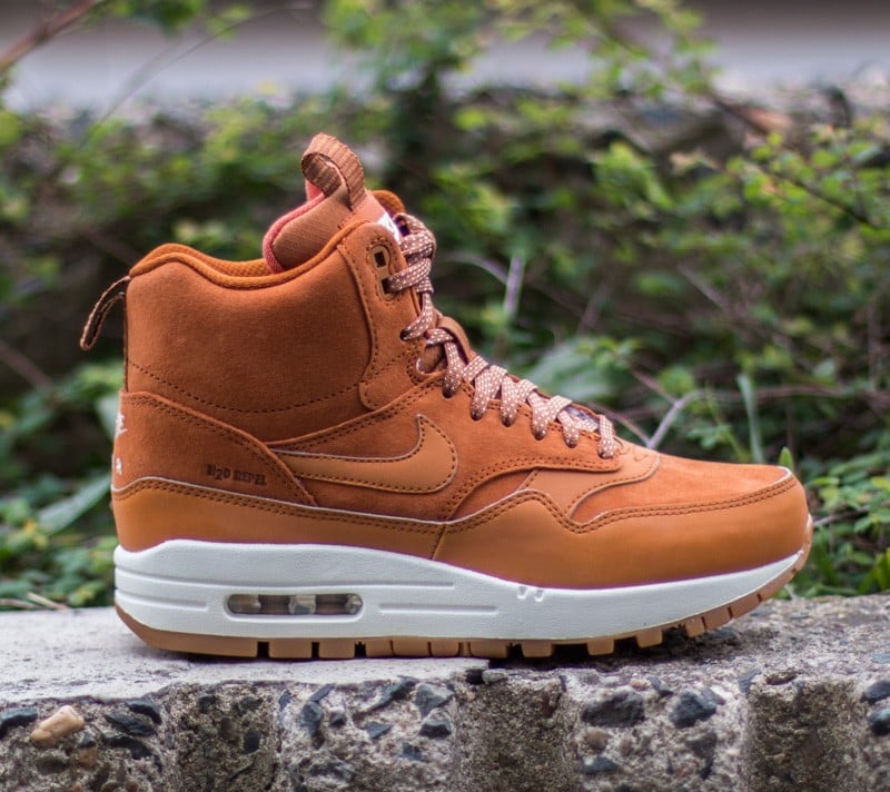 Air max 1 boot clearance