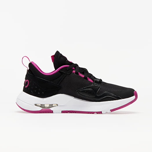 jordan wmns air cadence
