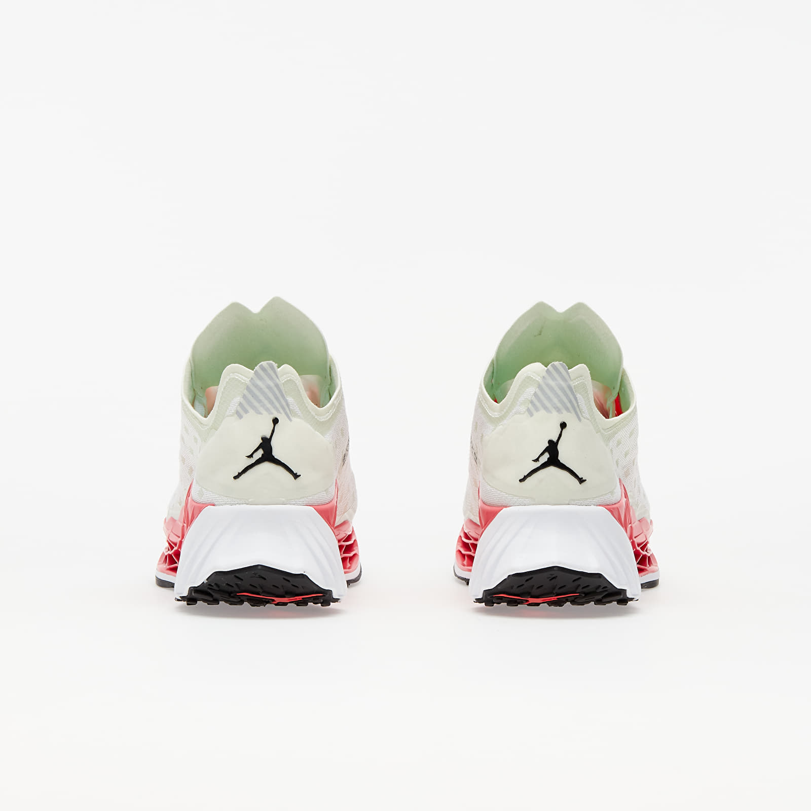 Herren Sneaker und Schuhe Jordan Zoom Trunner Ultimate White/ Black-Flash Crimson-Spruce Aura