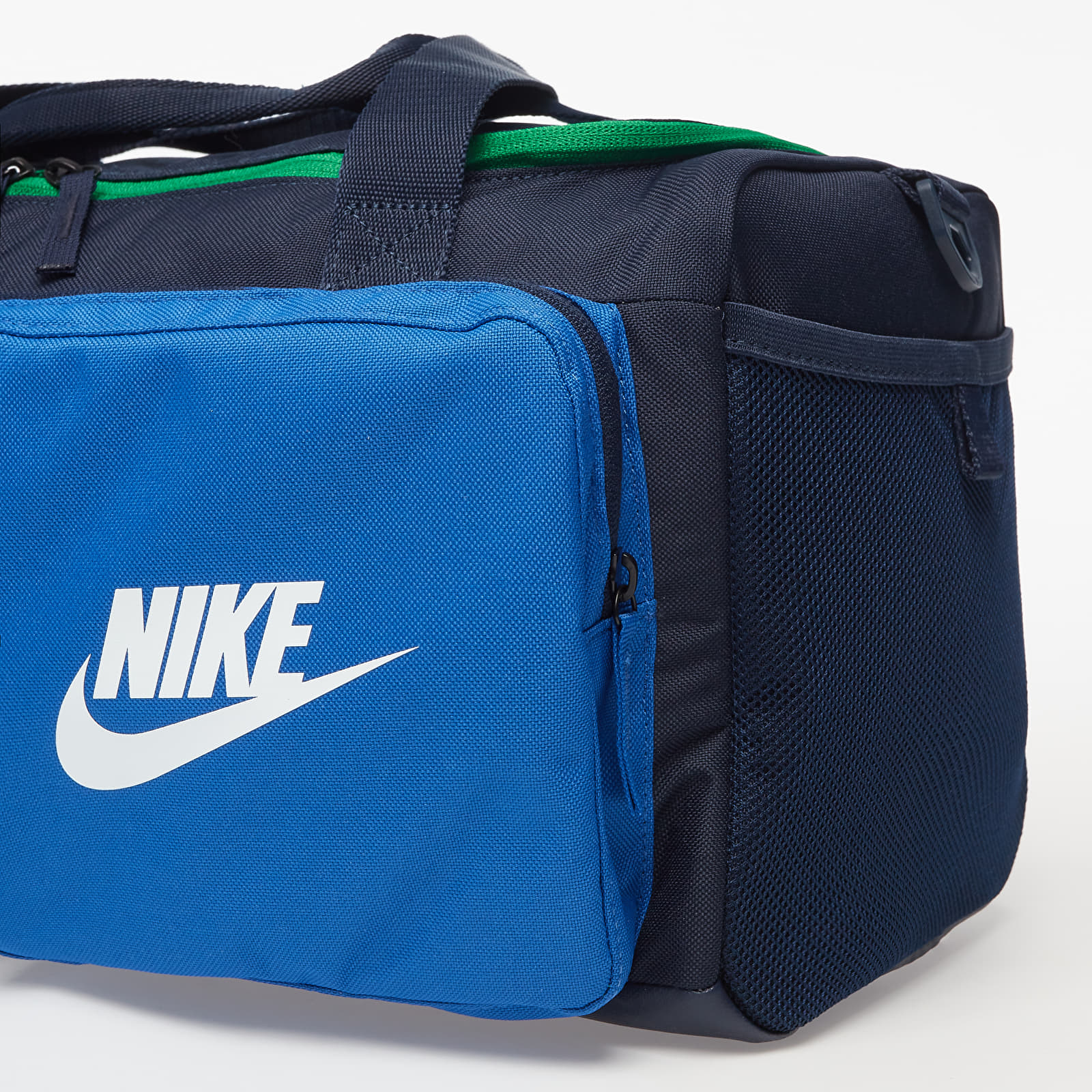 Nike kids duffel bag hotsell