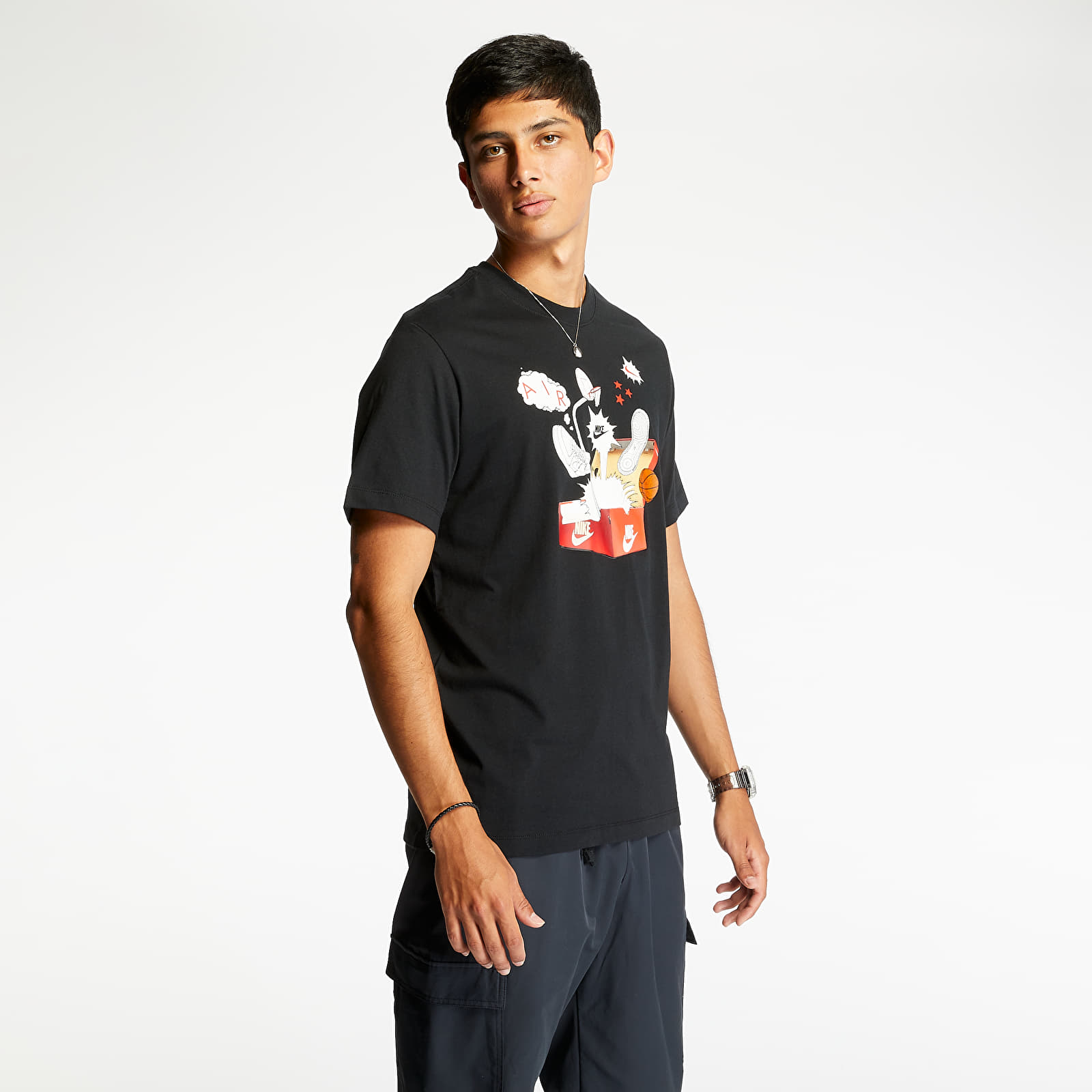 Nike store tee shoebox