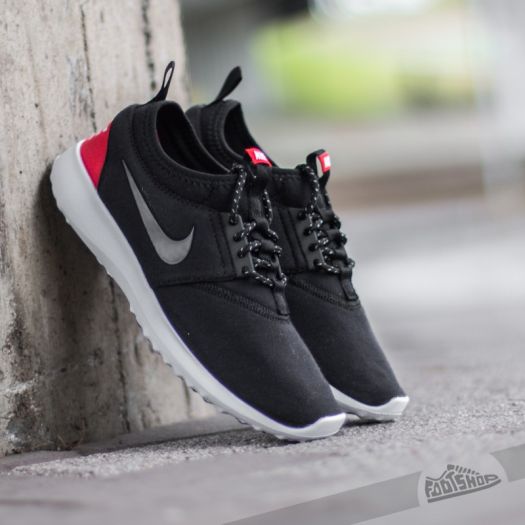 Nike juvenate women sales black