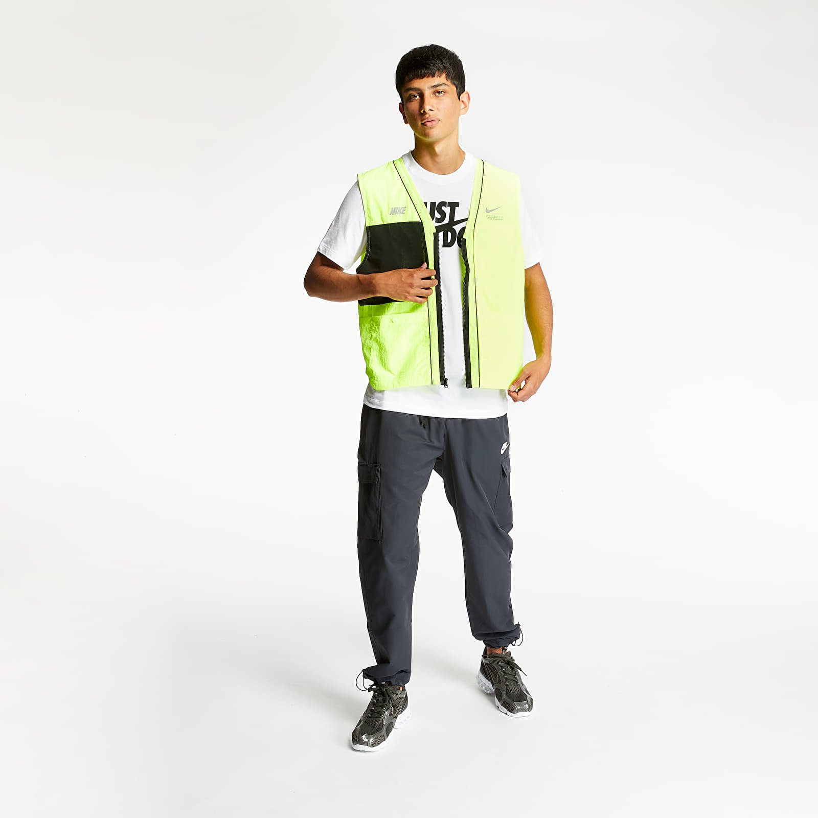 Nike dna outlet woven vest