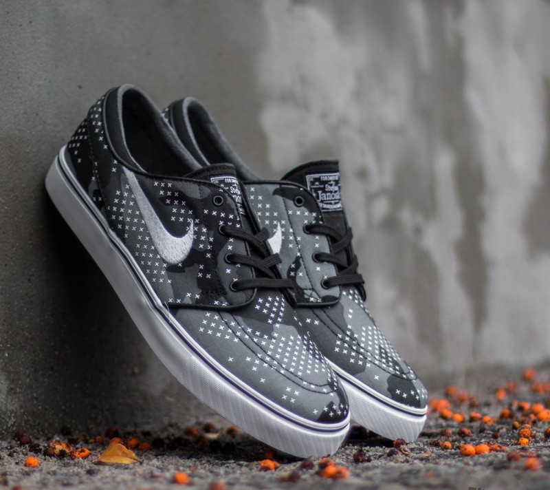 Men s shoes Nike Zoom Stefan Janoski CNVS PRM Wolf Grey White Cool Grey Black Footshop