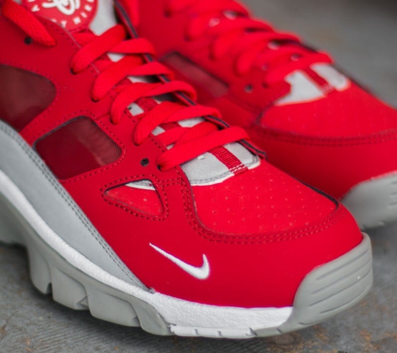 Nike air store trainer huarache red