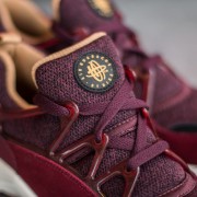 Men s shoes Nike Air Huarache Light Deep Burgundy Metallic Gold