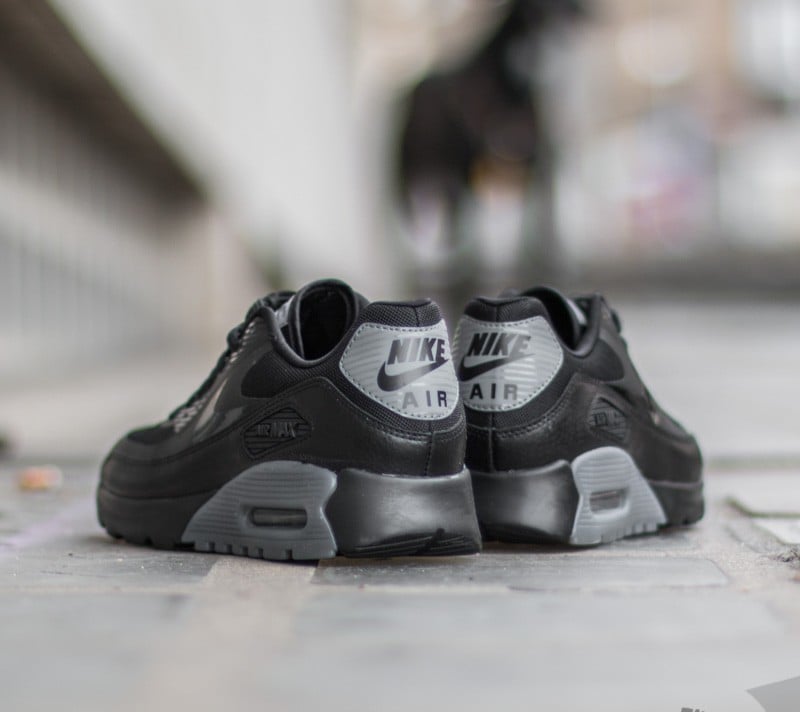 Damen Sneaker und Schuhe Nike W Air Max 90 Ultra Essential Black/Black-Cool Grey-Pure Platinum 