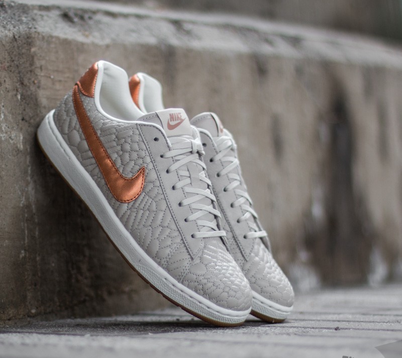 Nike classic ultra discount