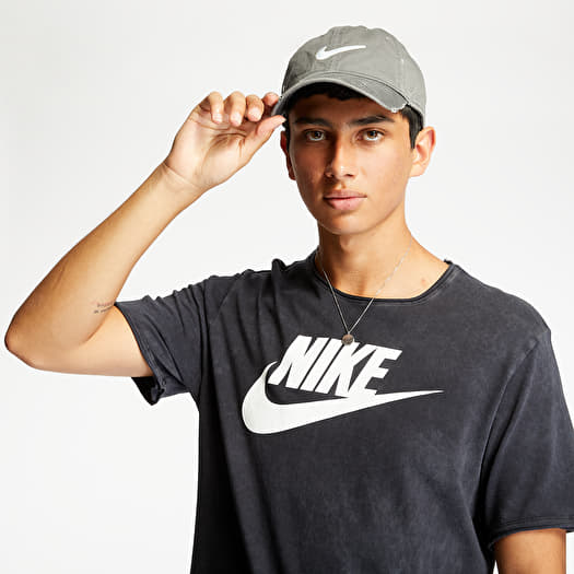nike futura washed t shirt