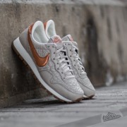 Nike W Air Pegasus ´83 Premium Quilted String/ Metallic Red Bronze-Sail-Gum Medium Brown