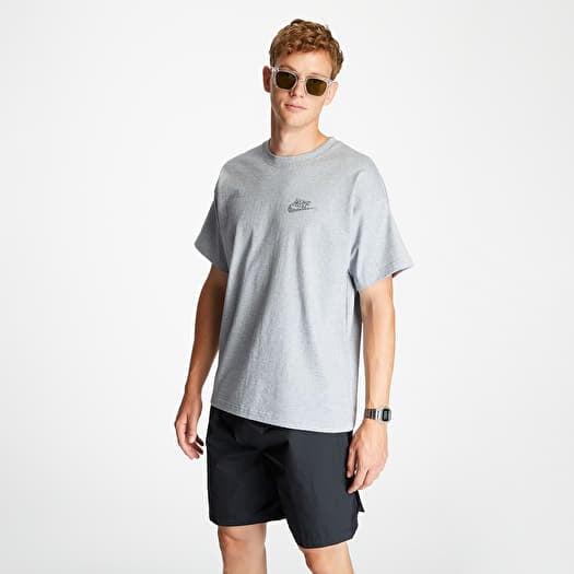 Multi color top nike shirt