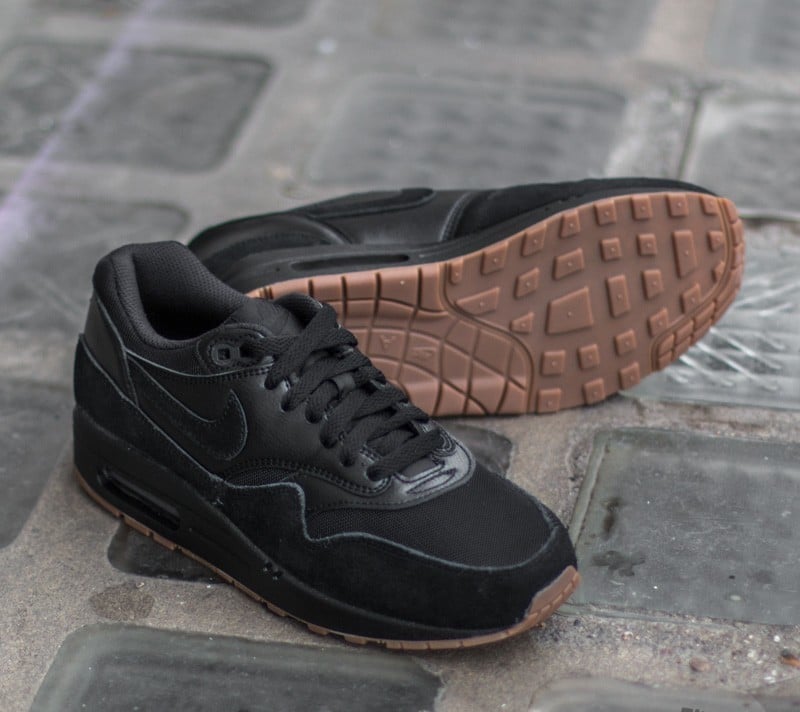 Scarpe donna Nike Wmns Air Max 1 Essential Black/ Black- Gum Medium Brown