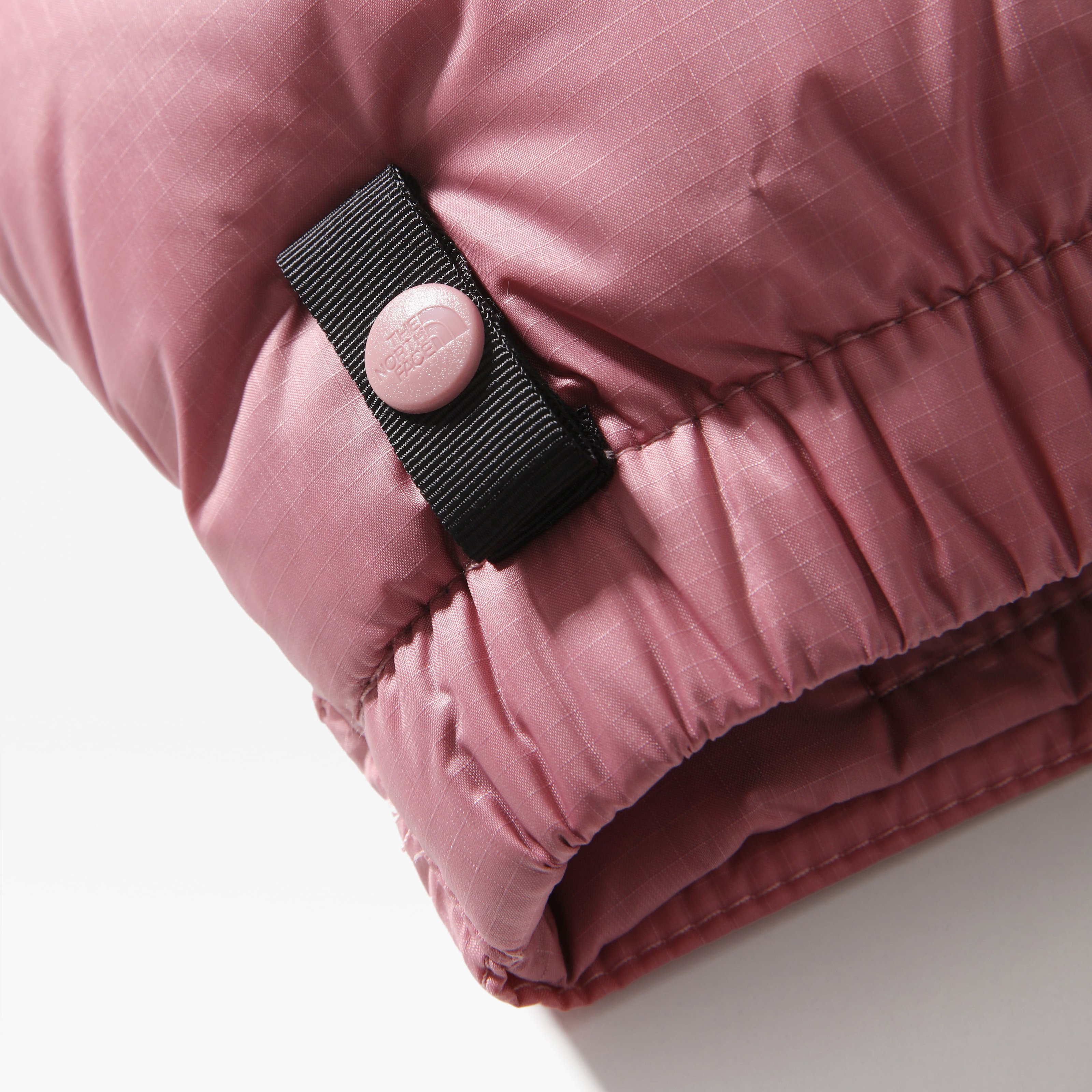 Abbigliamento The North Face 1996 Retro Nuptse Jacket Mesa Rose