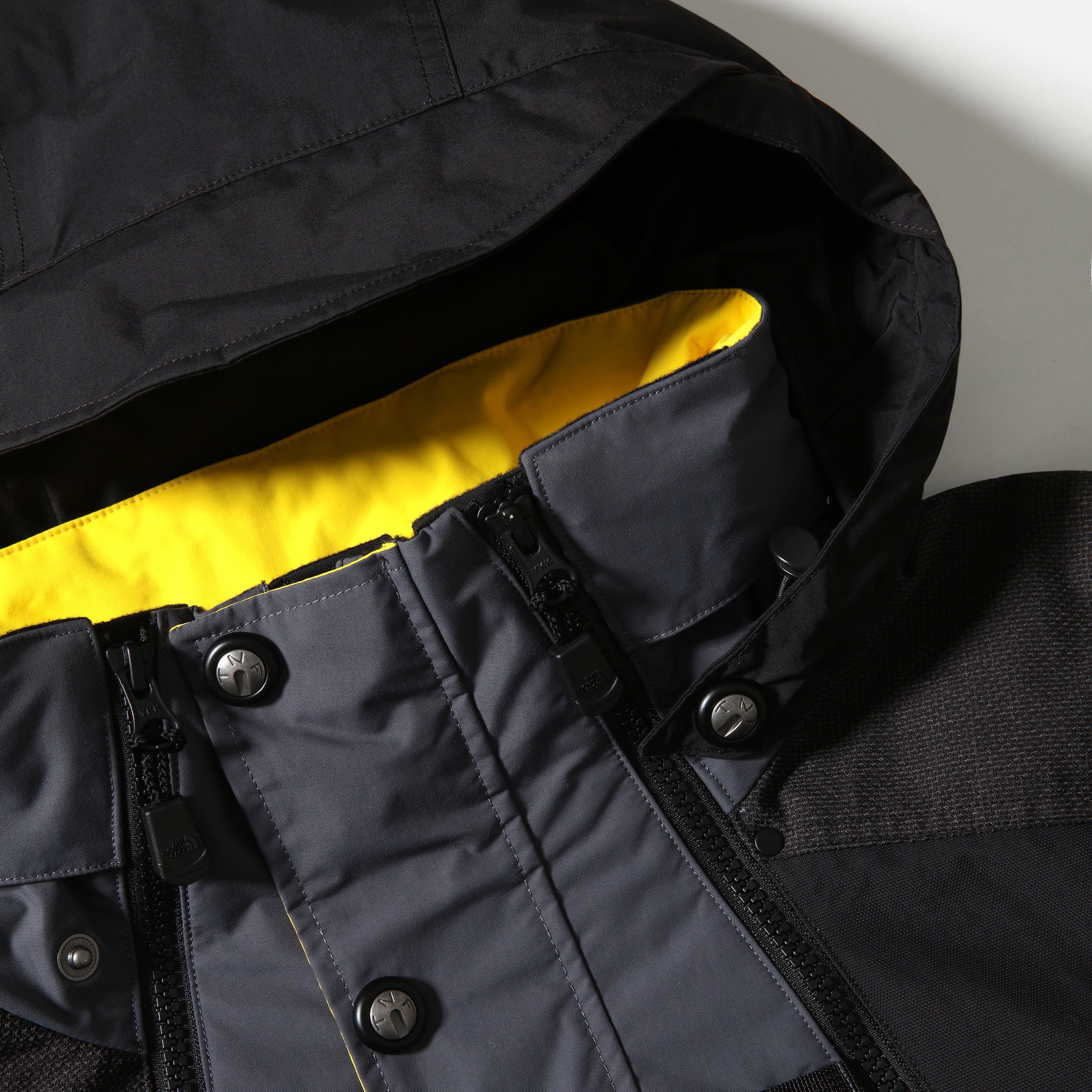 Vaatteet The North Face Steep Tech Jacket Vanadsgry/ Tnfblk/ Lghtngyw
