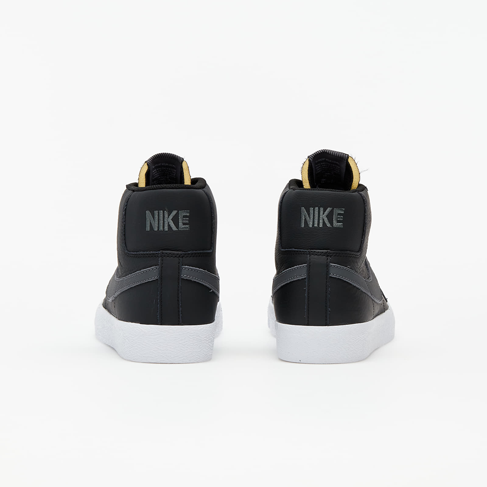 Férfi cipők Nike SB Zoom Blazer Mid Black/ Dark Grey-Black-White