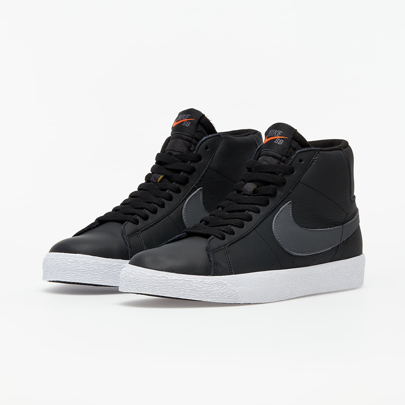 Férfi cipők Nike SB Zoom Blazer Mid Black/ Dark Grey-Black-White