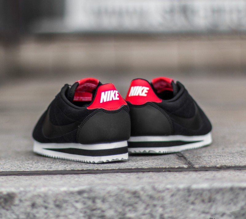 Black and red cortez hot sale