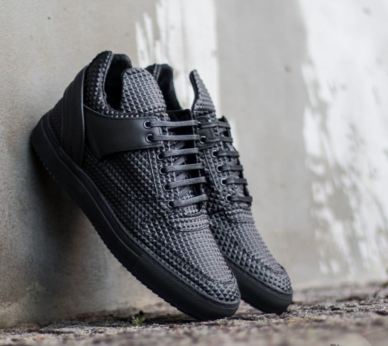 Filling Pieces Low Top Transformed Pyramid