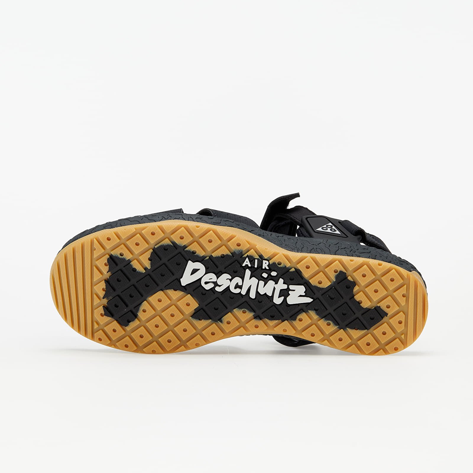 Încălțăminte și sneakerși pentru bărbați Nike ACG Air Deschutz Off Noir/ Black