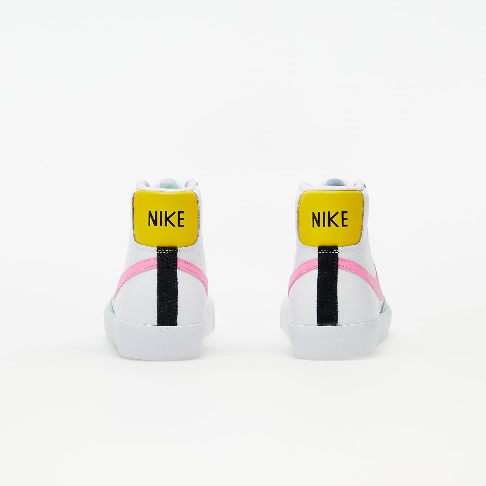 Women's shoes Nike Blazer Mid Vintage '77 White/ Pink Glow-Pure Platinum